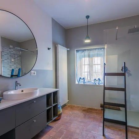 Fanny By Interhome * Pescia